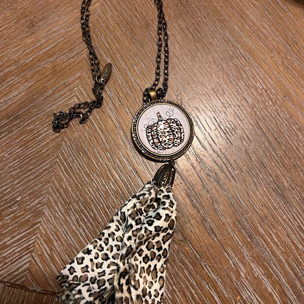 Plunder necklace